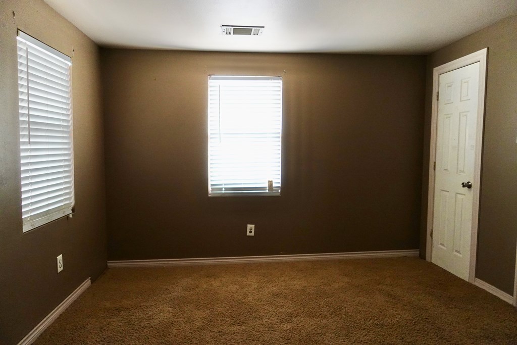 1311 Mulberry Property Photo 32