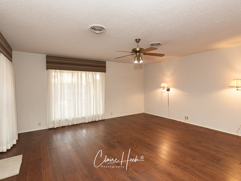 1209 W Pecan Ave Property Photo 8