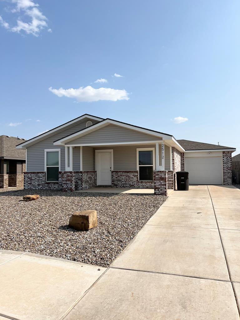 2512 Wyatt Way Property Photo 1