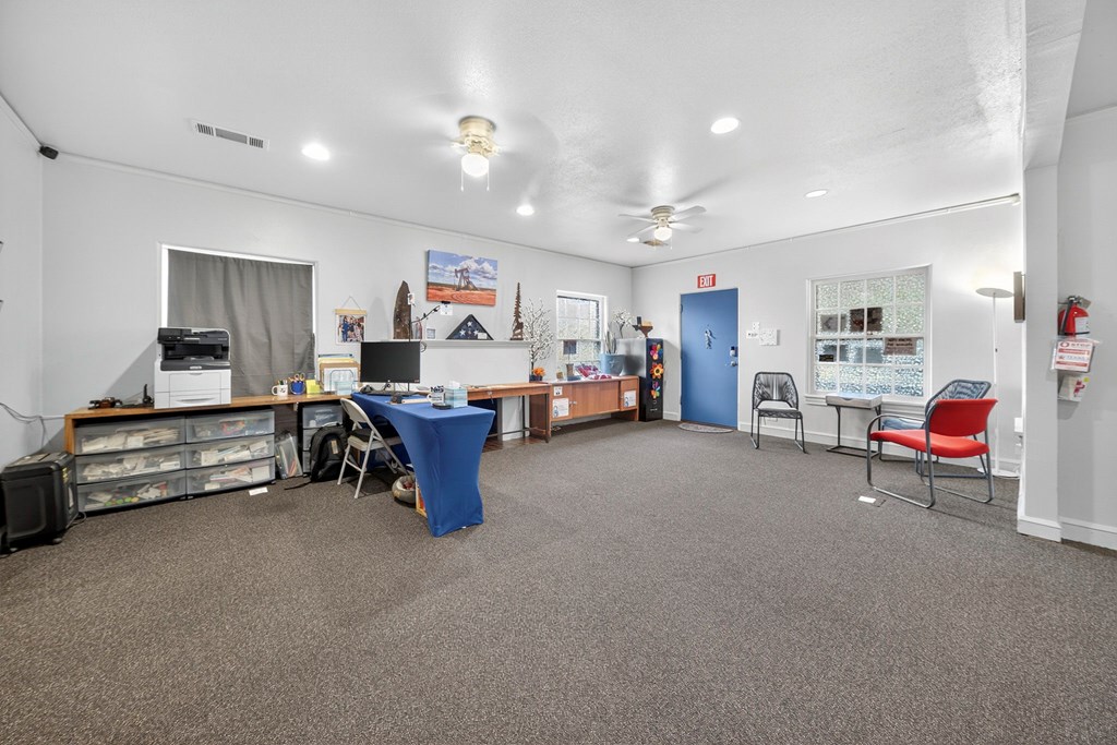 1601 W Texas Ave Property Photo 35