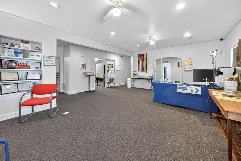 1601 W Texas Ave Property Photo 37