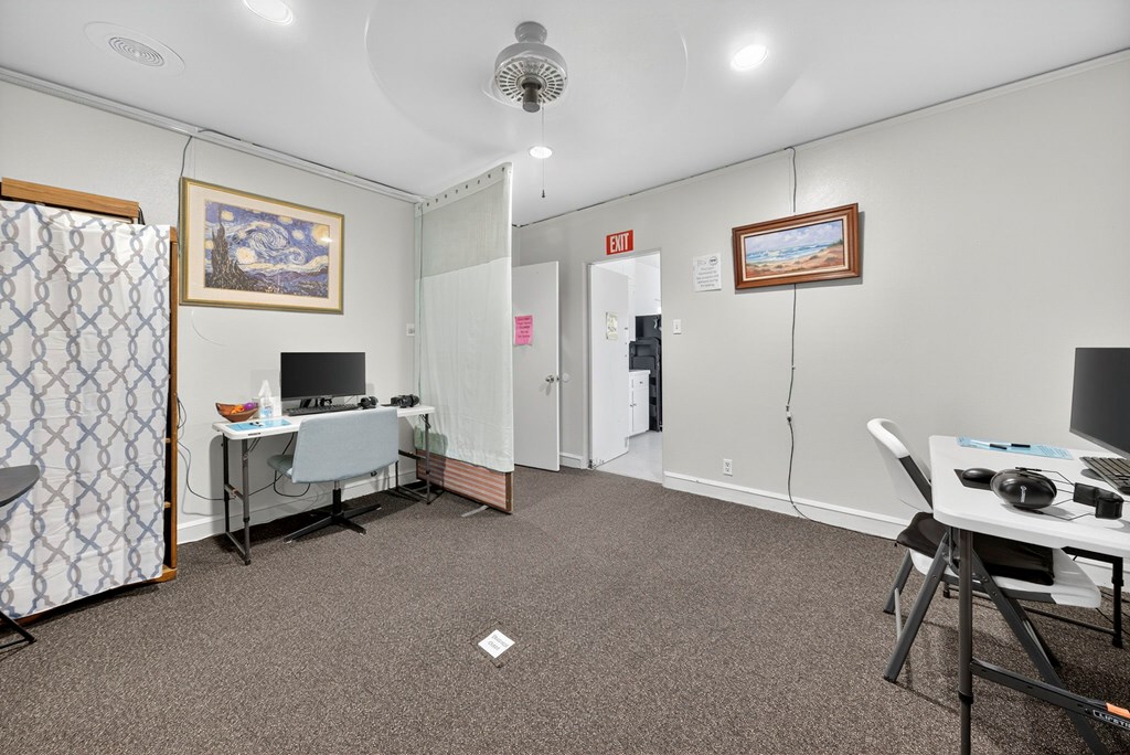 1601 W Texas Ave Property Photo 39