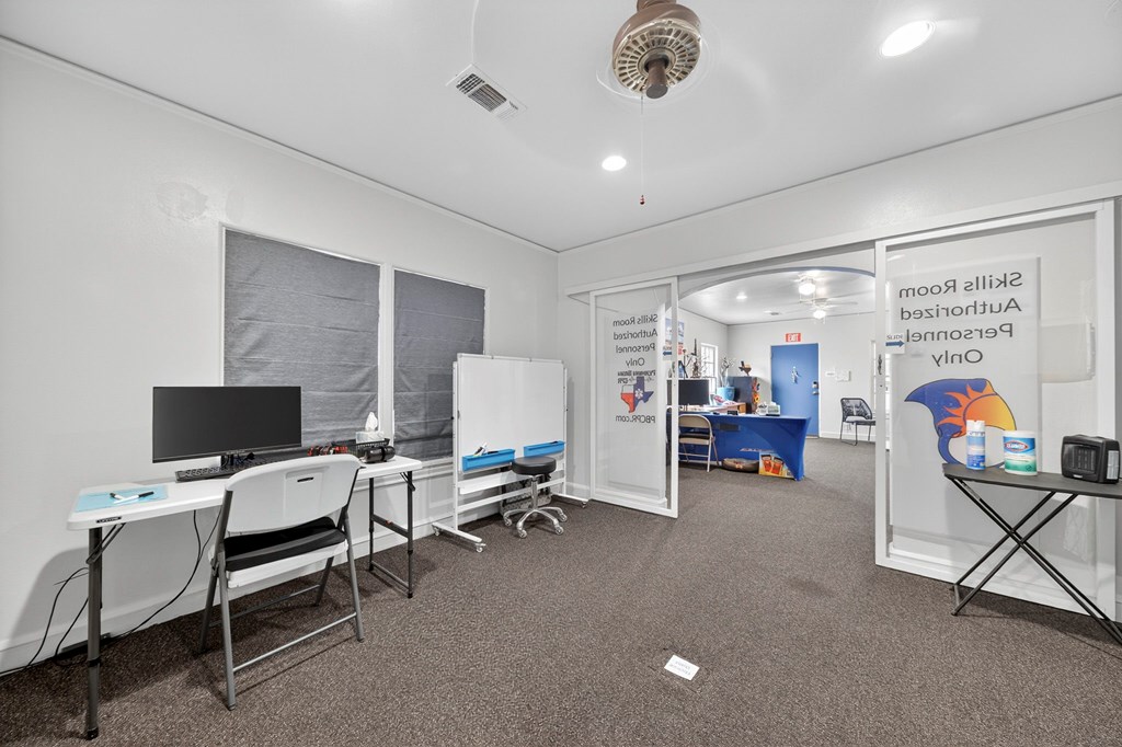 1601 W Texas Ave Property Photo 41