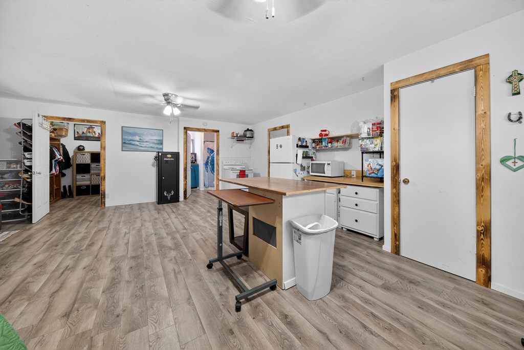 1601 W Texas Ave Property Photo 45