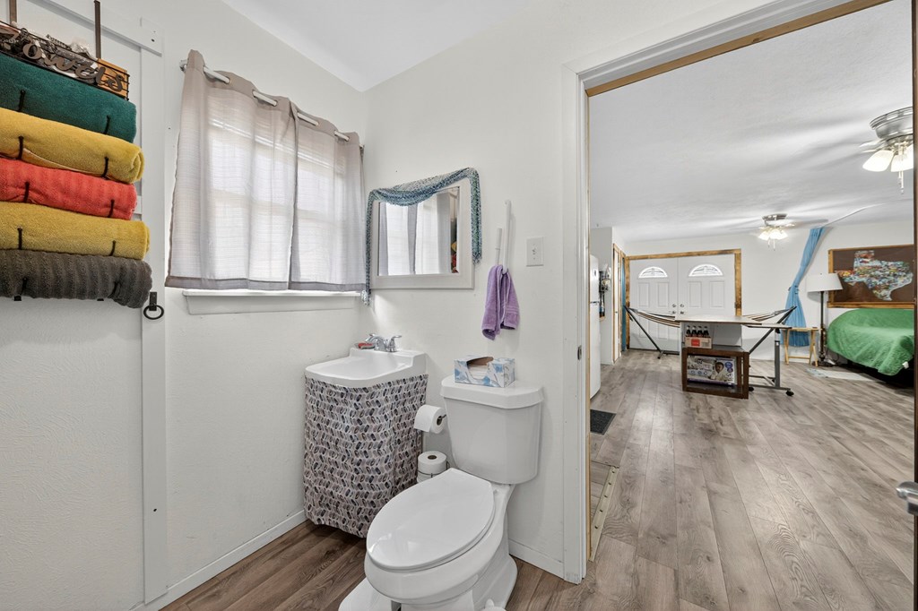 1601 W Texas Ave Property Photo 48