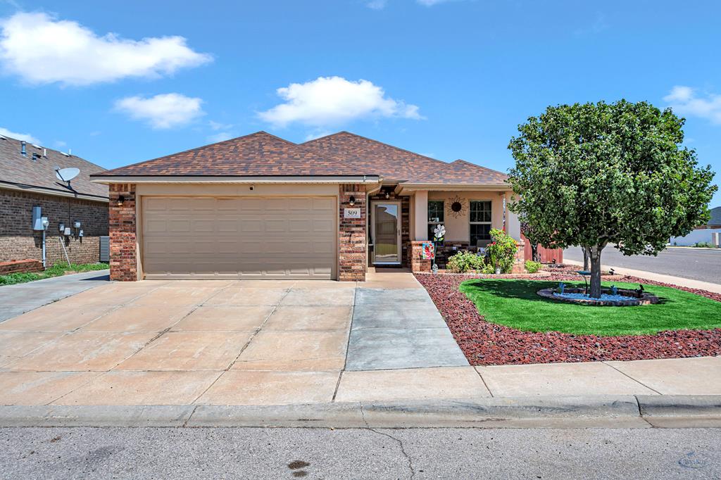 509 E 96th St Property Photo 1