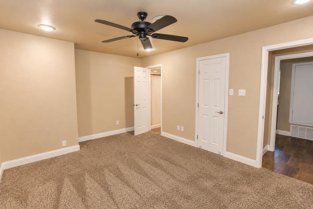 707 Avondale Property Photo 18