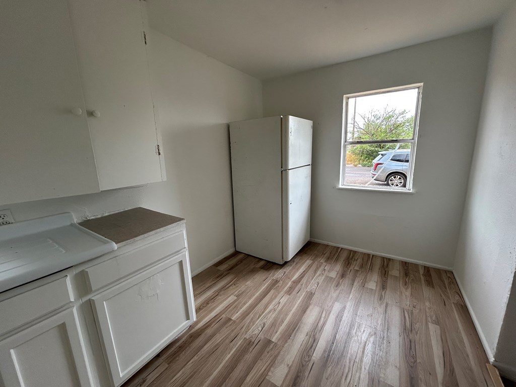 503 S Aylesford Property Photo 3