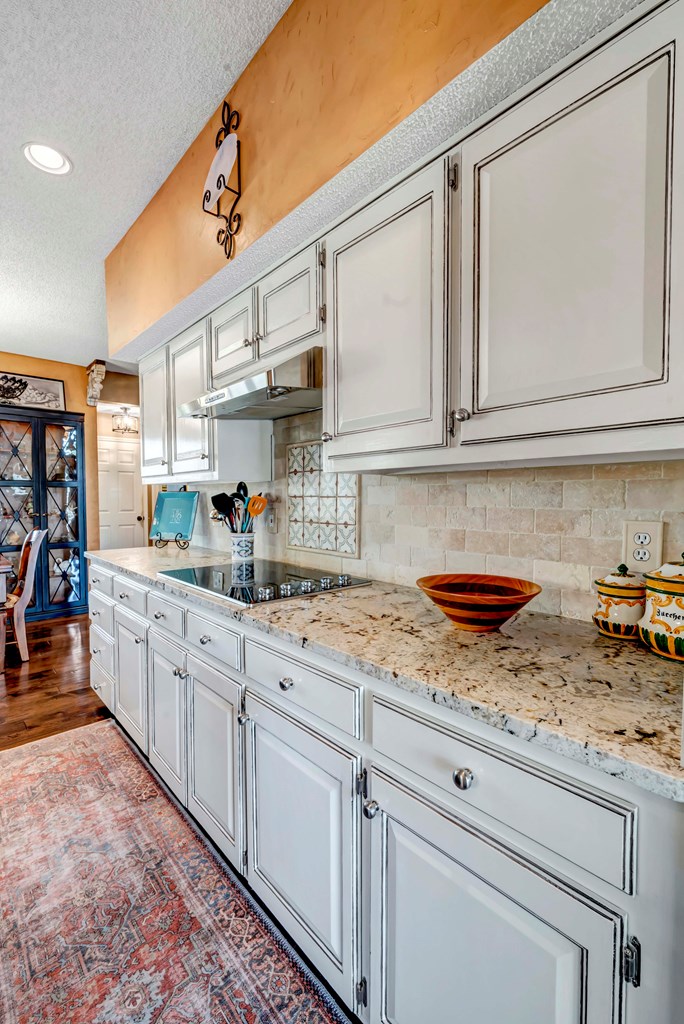 1801 Devonshire Court Property Photo 23