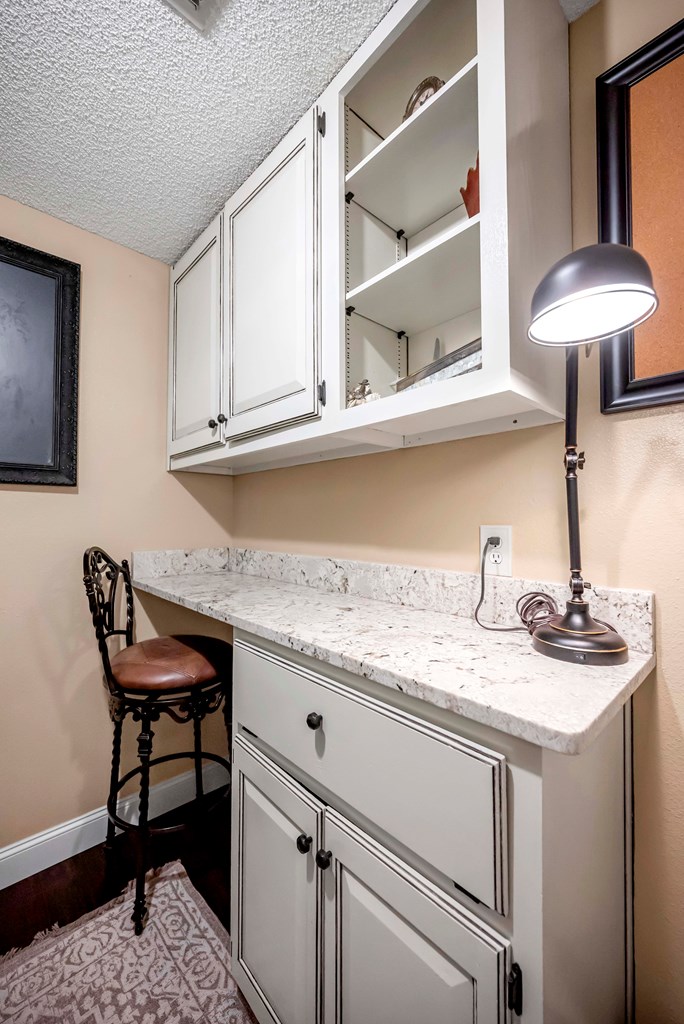 1801 Devonshire Court Property Photo 40