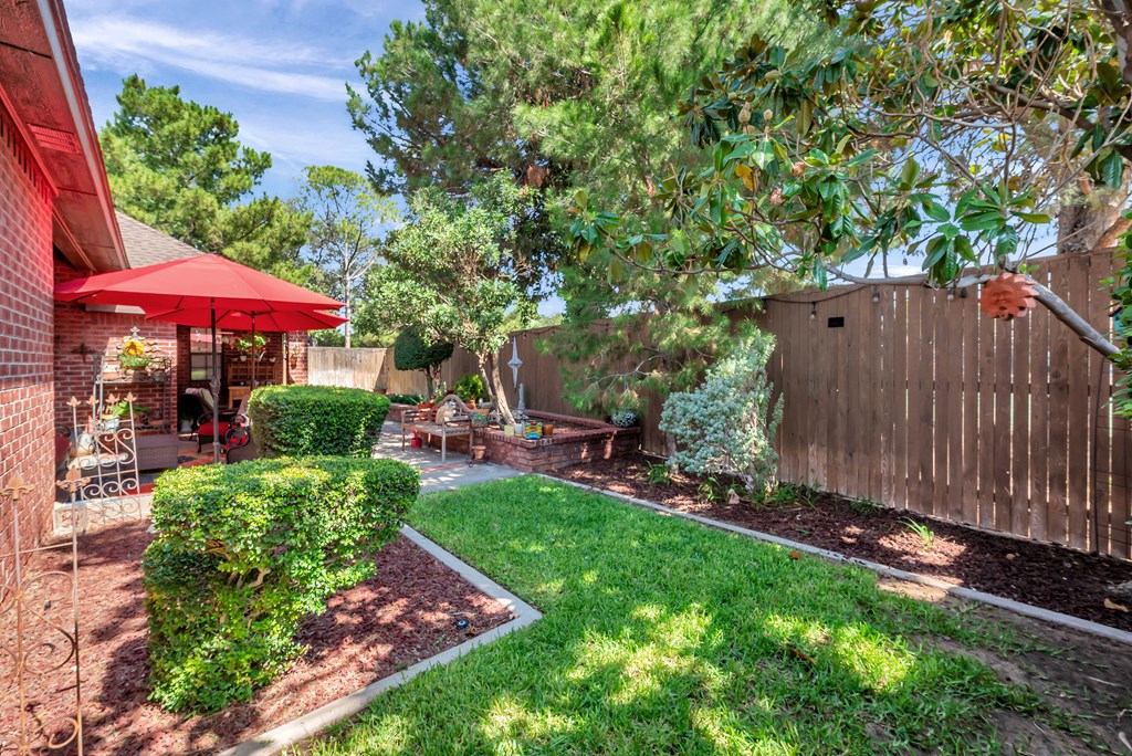 1801 Devonshire Court Property Photo 64