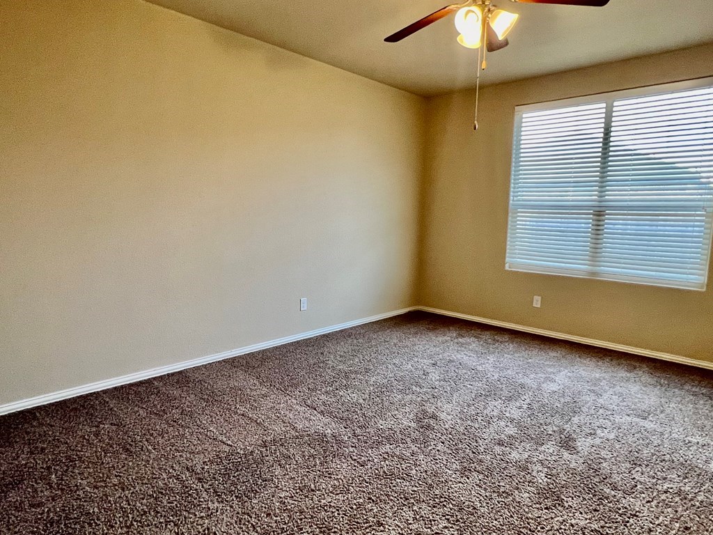 6607 Commonwealth Rd Property Photo 5