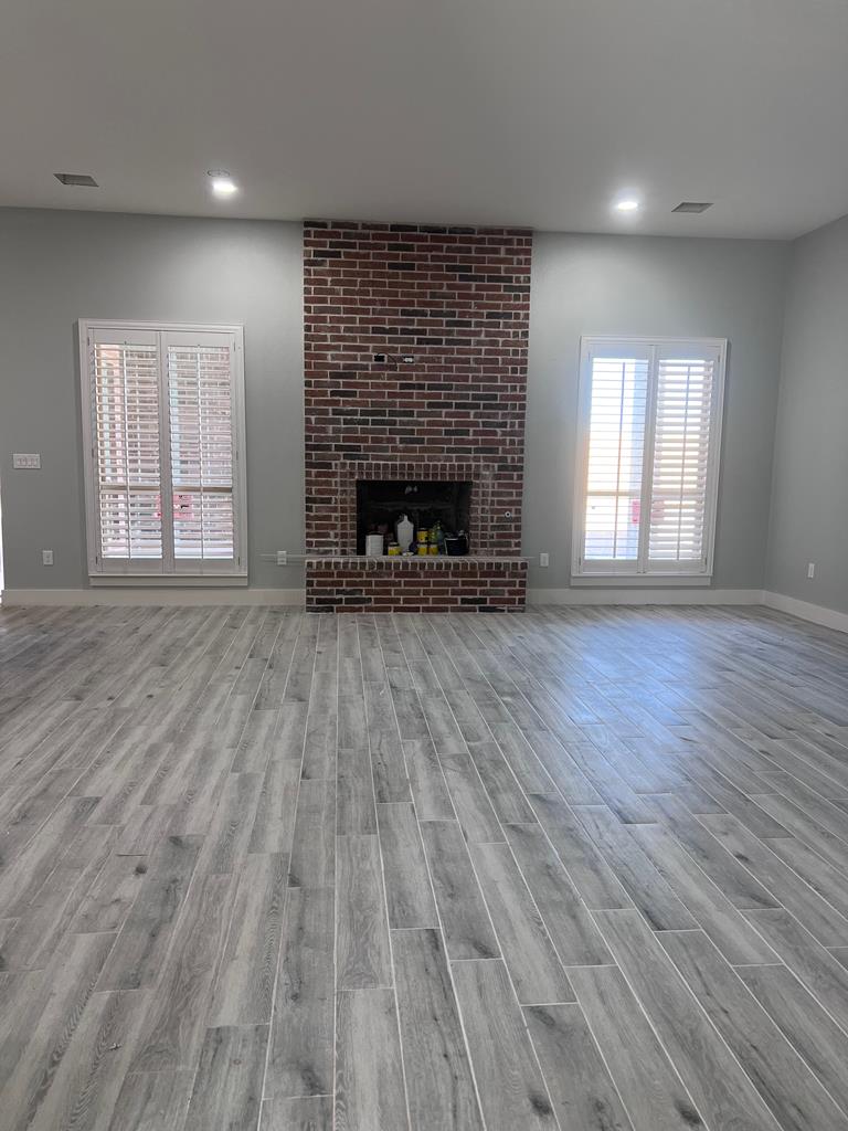6512 Elmwood Property Photo 3