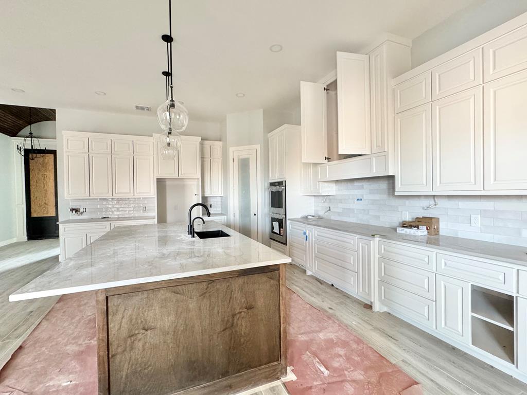 6512 Elmwood Property Photo 8