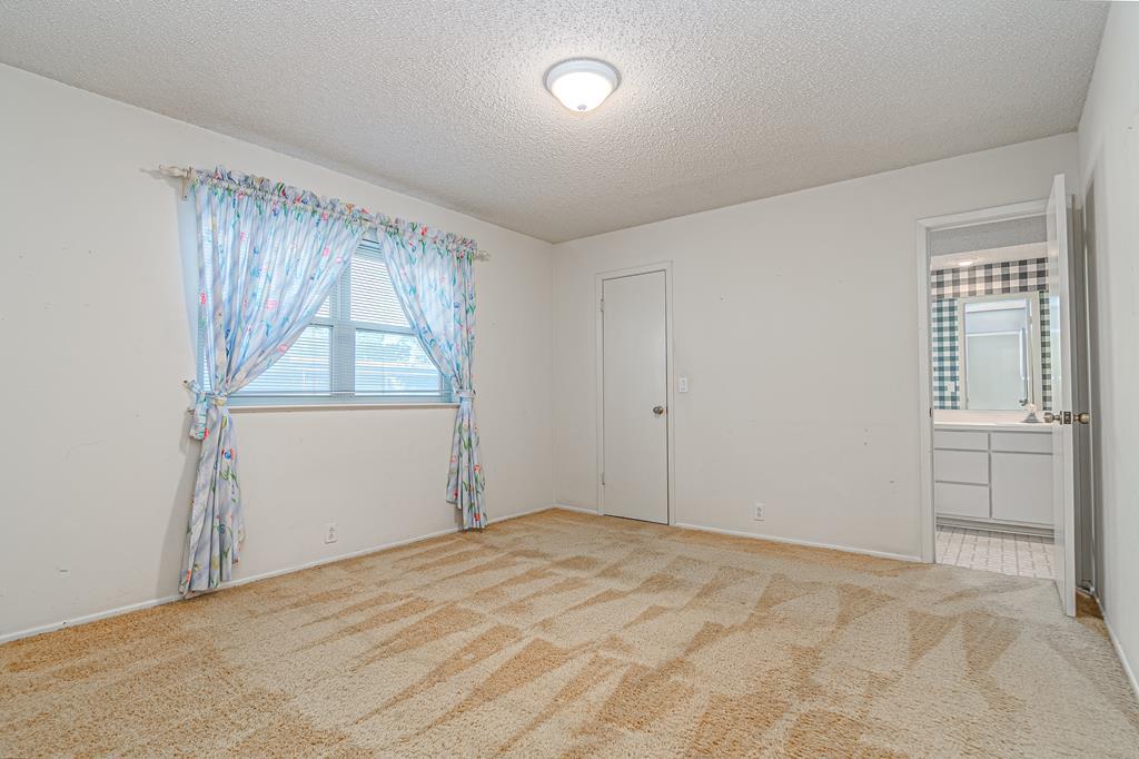 2913 Deering Dr Property Photo 15