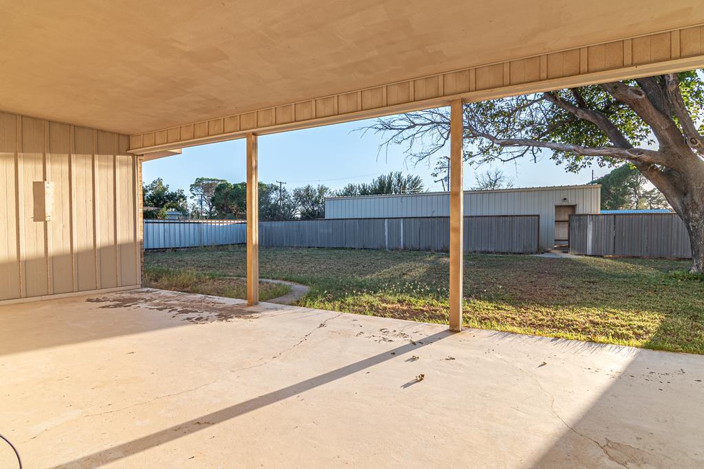 2913 Deering Dr Property Photo 19