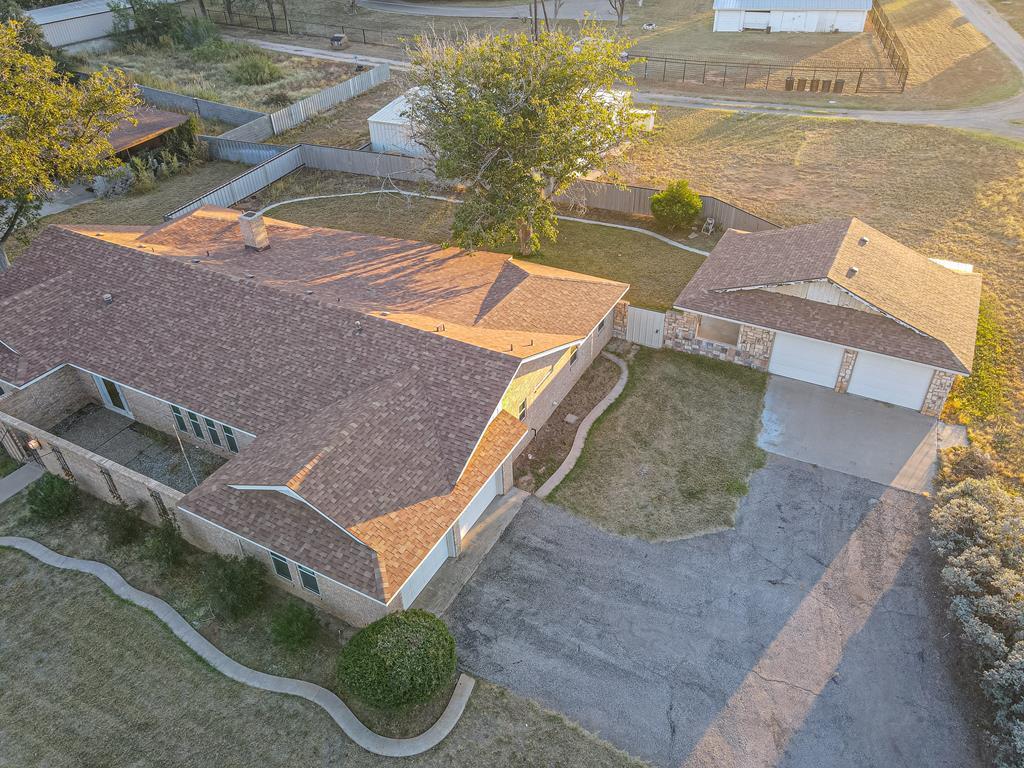 2913 Deering Dr Property Photo 31