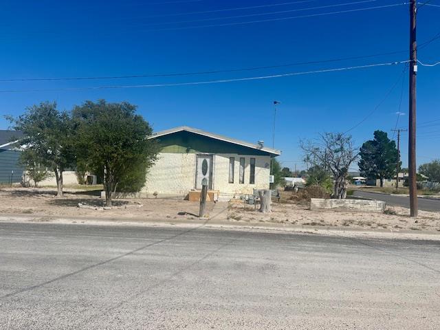 709 S Valentine Property Photo 1