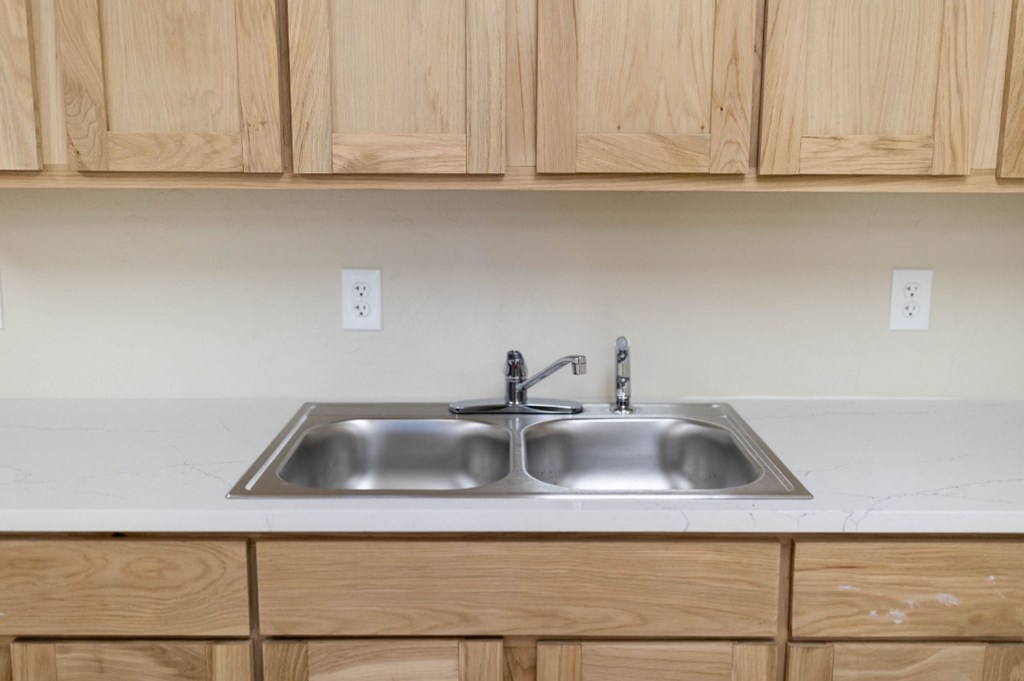207 S Rex Property Photo 12
