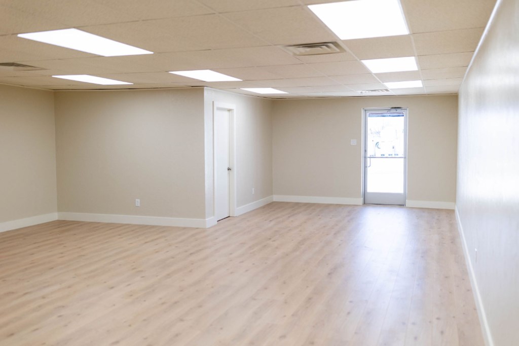 207 S Rex Property Photo 16
