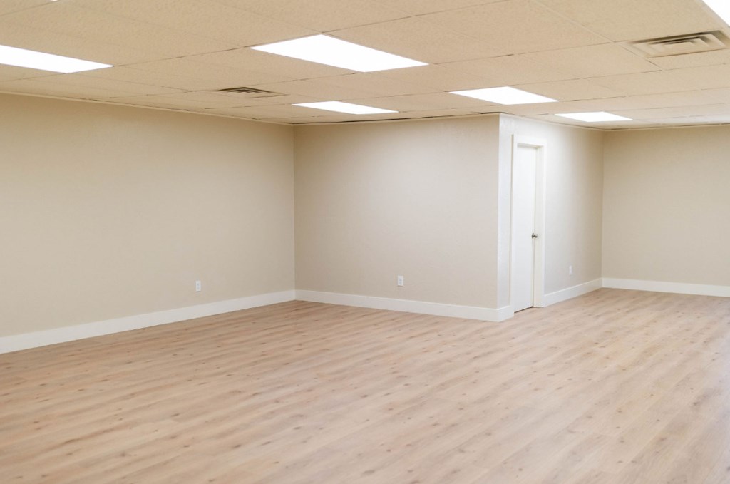 207 S Rex Property Photo 24