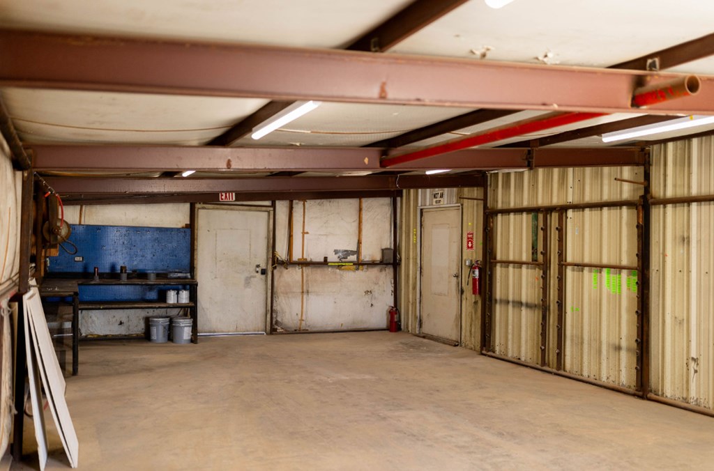 207 S Rex Property Photo 36