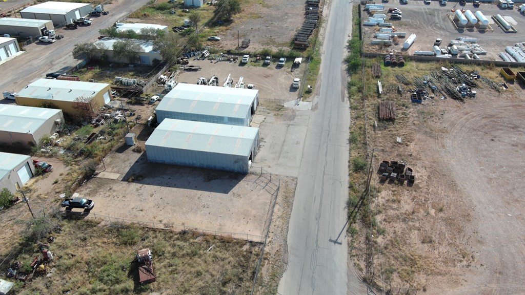 1609 E Taylor Property Photo 4