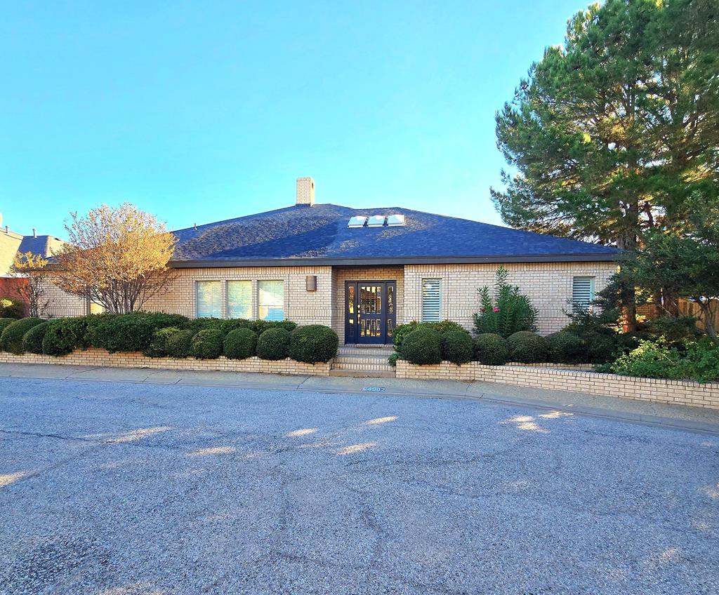 4902 Hillsboro Court