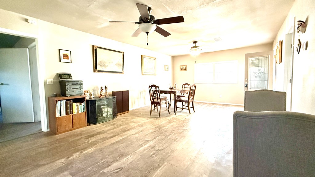 1244 Walnut St Property Photo 16