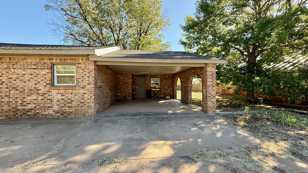 1244 Walnut St Property Photo 27