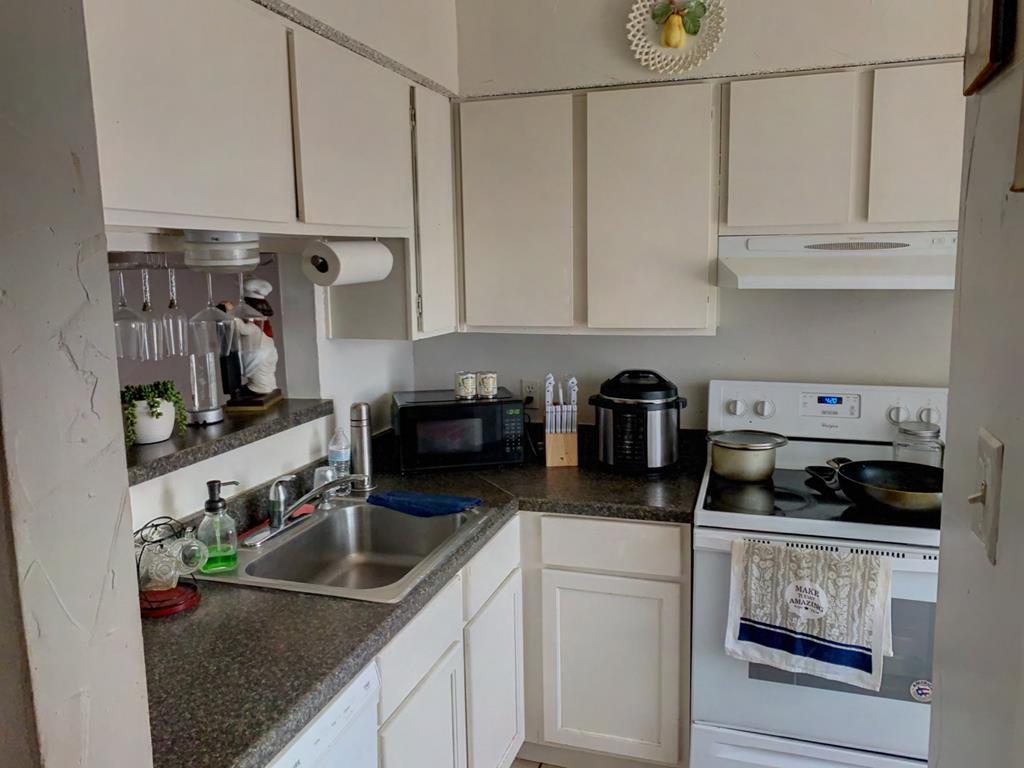 4700 Boulder Dr # 102 Property Photo 5
