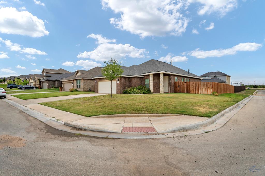 3315 Fenn St. Property Photo 4