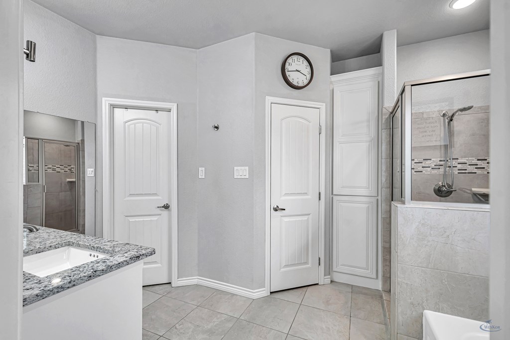 3315 Fenn St. Property Photo 21