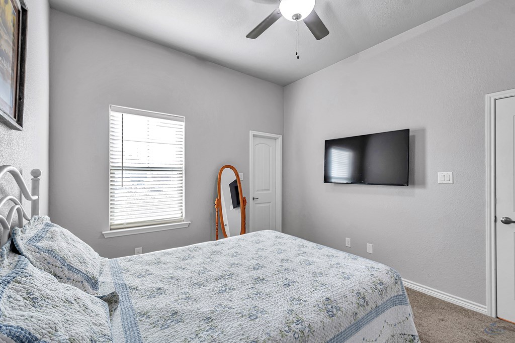 3315 Fenn St. Property Photo 28