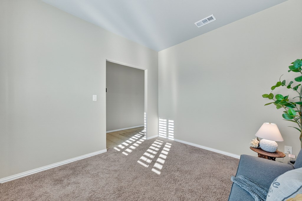 13 Glass Ranch Rd Property Photo 8