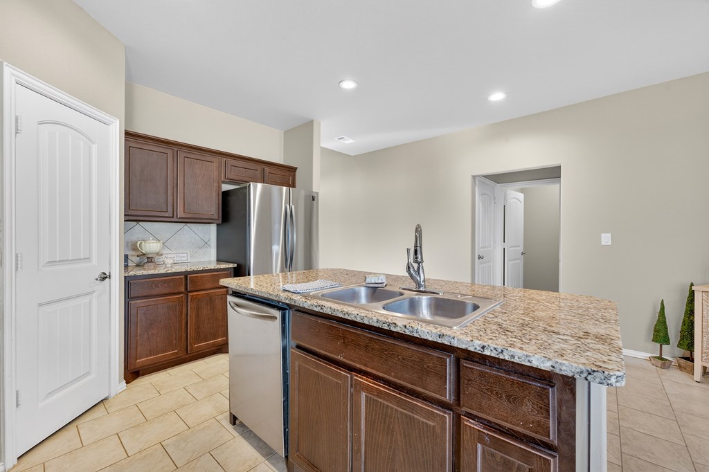 13 Glass Ranch Rd Property Photo 14