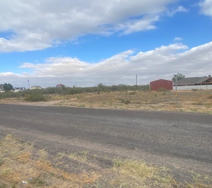 1406 N Eva Ave Property Photo 1