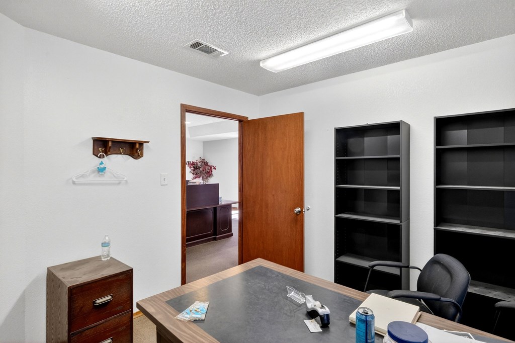 8316 W I-20 Property Photo 31