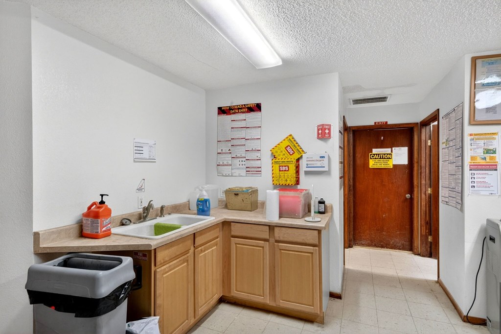 8316 W I-20 Property Photo 51