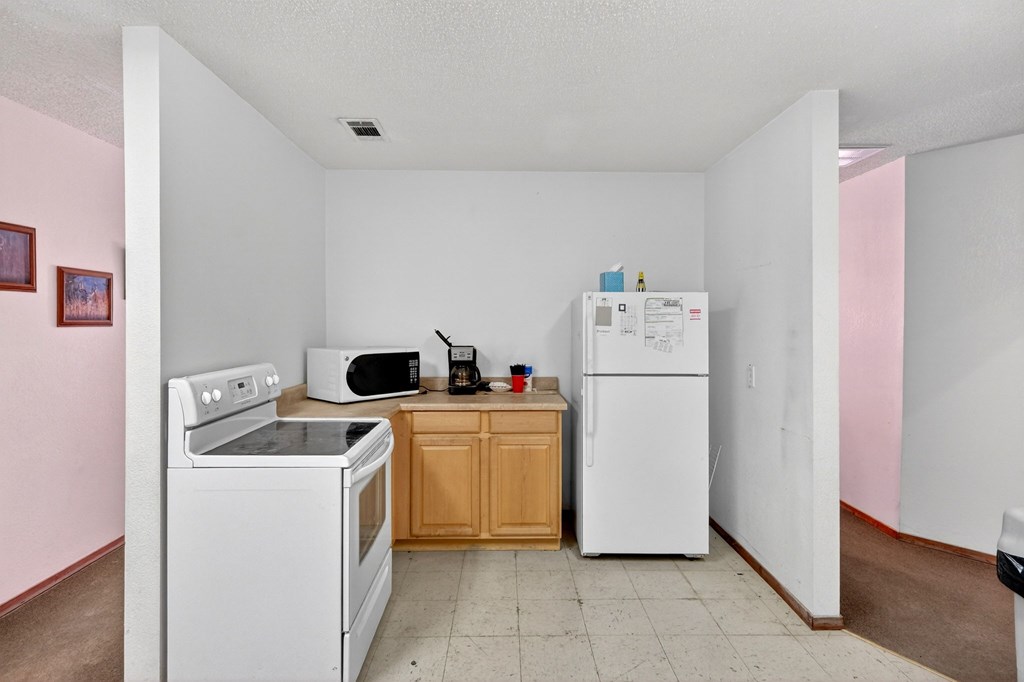 8316 W I-20 Property Photo 53
