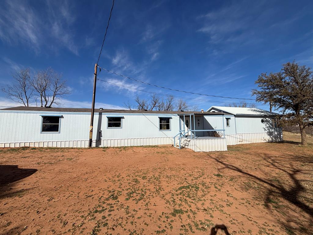 1887 Fm 2836 Property Photo 1