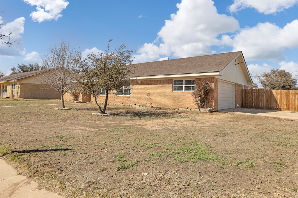 3600 Godfrey Court Property Photo 2