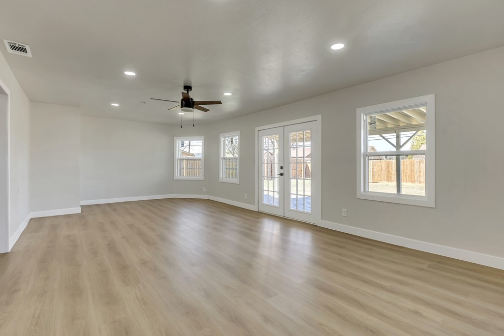 3600 Godfrey Court Property Photo 10