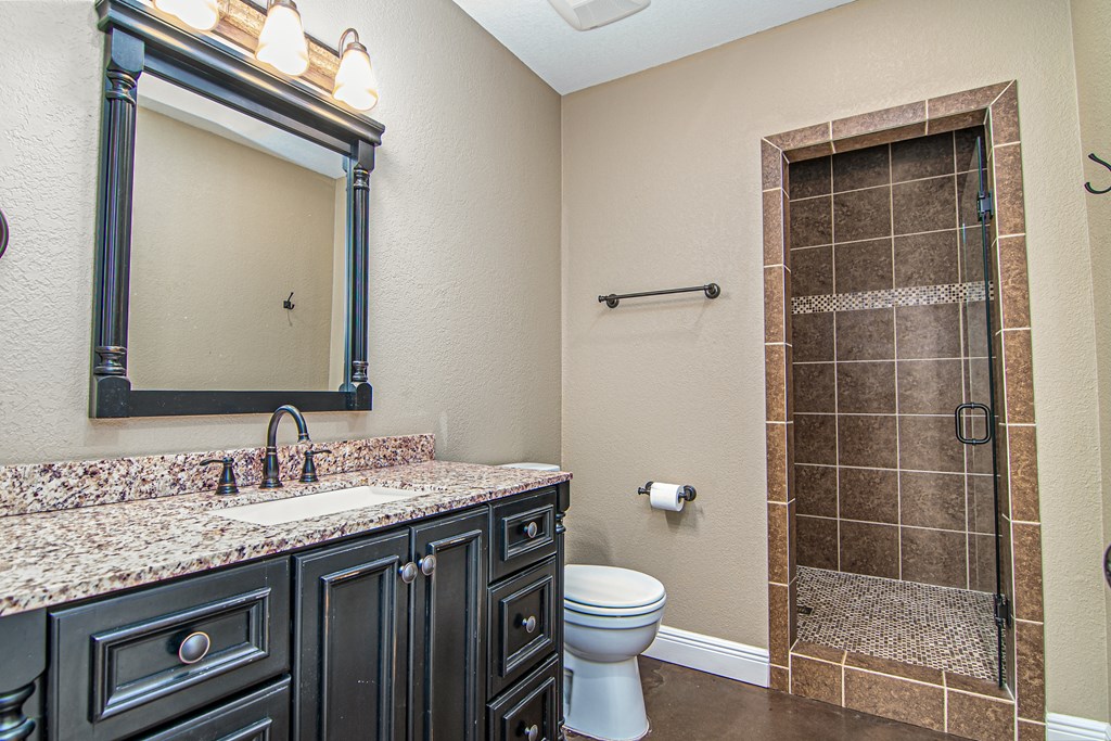 1501 N Fairgrounds Rd Property Photo 8
