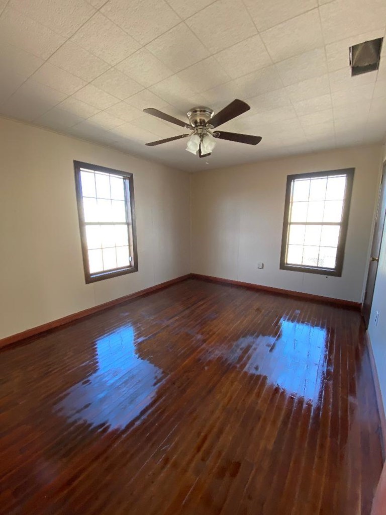 2741 Keystone Dr Property Photo 5