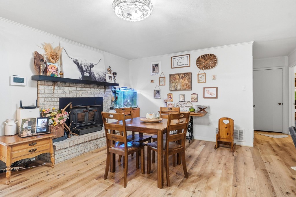 1306 Westhill Lane Property Photo 6