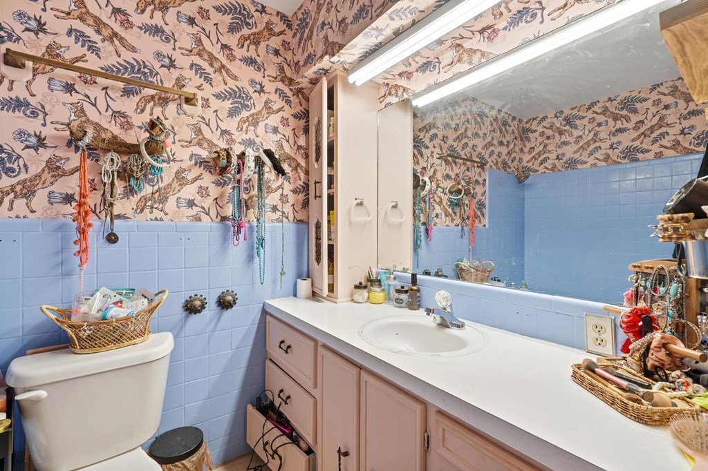 1306 Westhill Lane Property Photo 14