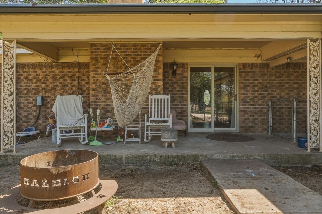 1306 Westhill Lane Property Photo 28