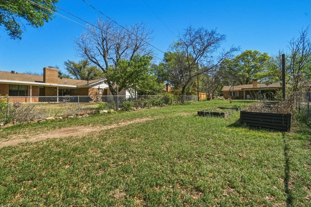 1306 Westhill Lane Property Photo 31