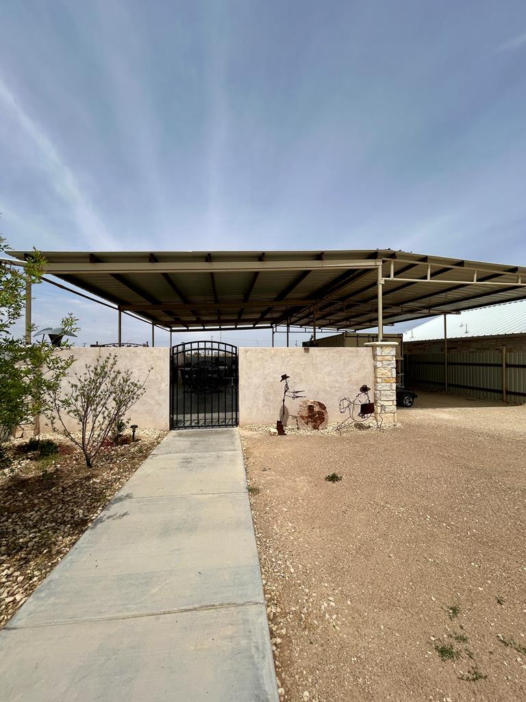 875 N Ellyson Blvd. Property Photo 19